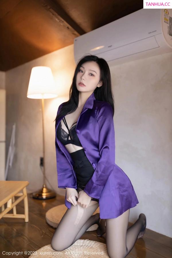 安然Maleah  [XiuRen]高清写真图 2023.12.12 No.7798 安然anran 黑丝美腿第30张图片